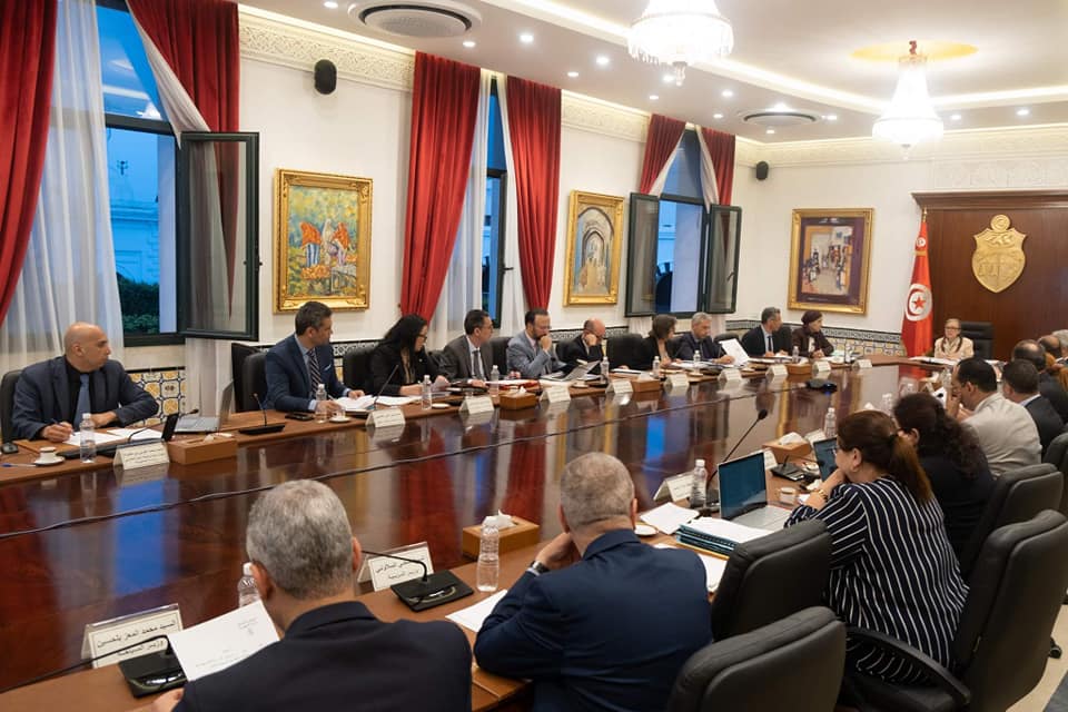 أشرفت رئيسة الحكومة السيدة نجلاء بودن رمضان اليوم الاربعاء 25 ماي 2022 على اجتماع مجلس الوزراء، بقصر الحكومة بالقصبة.