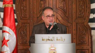 الإعلان عن الإجراءات المتعلقة بمساعدة القطاعات والفئات الأكثر تضرّرا من تبعات الحجر الصحي الشامل