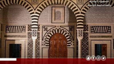  تعلم رئاسة الحكومة أنه بمناسبة عيد الفطر المبارك، يتمتع أعوان الدولة والجماعات المحلية والمؤسسات العمومية ذات الصبغة الإدارية، بثلاثة أيام عطلة وذلك أيام 1 و2 و3 ماي 2022.